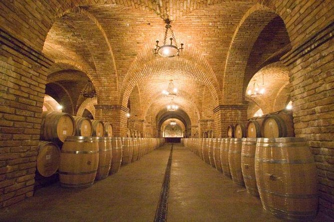 Small Group Napa Valley Tour for Wine Lovers - A long Napa day, built around Castello di Amorosa’s castle-world