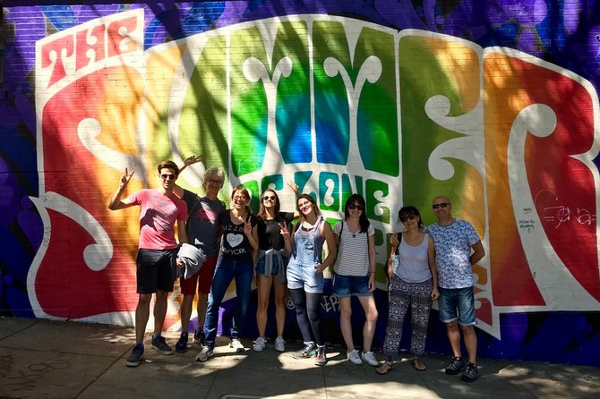 "Summer of Love" tour in Haight-Ashbury in French - Ce que la visite couvre en pratique sur place