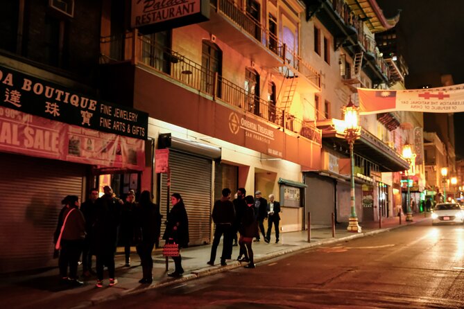 Walk with Spirits: A Haunted Pub Crawl in San Francisco - Guides like Jamie and Eric: why the stories feel sharp, not scripted